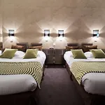 Des Princes, Centre 3*
