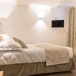 Des Princes, Centre Hotel