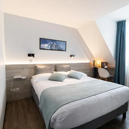 Des Princes, Centre Hotel