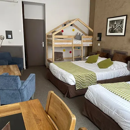 Otel Des Princes, Centre