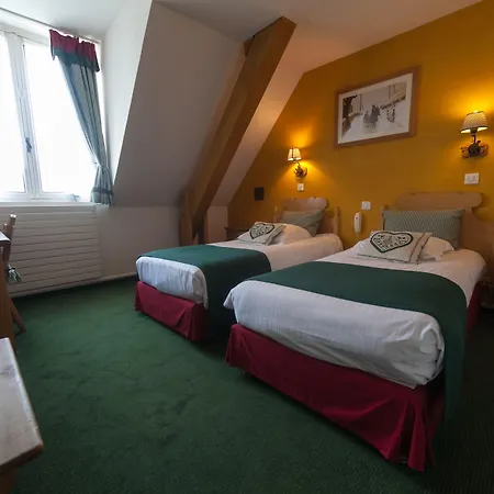 Des Princes, Centre 3*