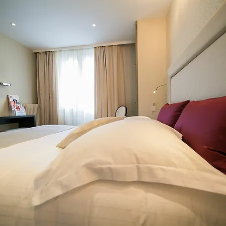 Des Princes, Centre 3*