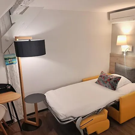 Des Princes, Centre 酒店 尚贝里