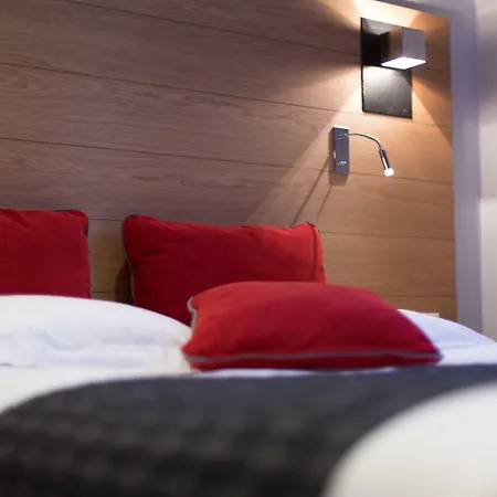 Des Princes, Centre 3* Σαμπερί