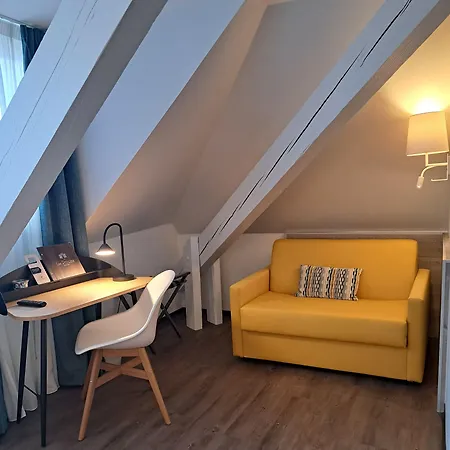 Des Princes, Centre Σαμπερί