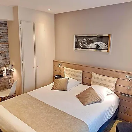 Des Princes, Centre Hotel