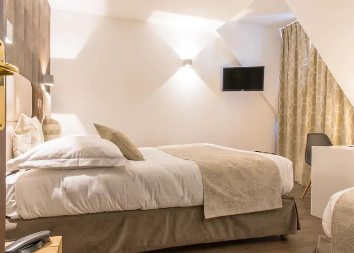 Des Princes, Centre Hotel